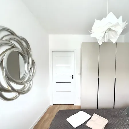 Large By The Sea Daire Gdansk